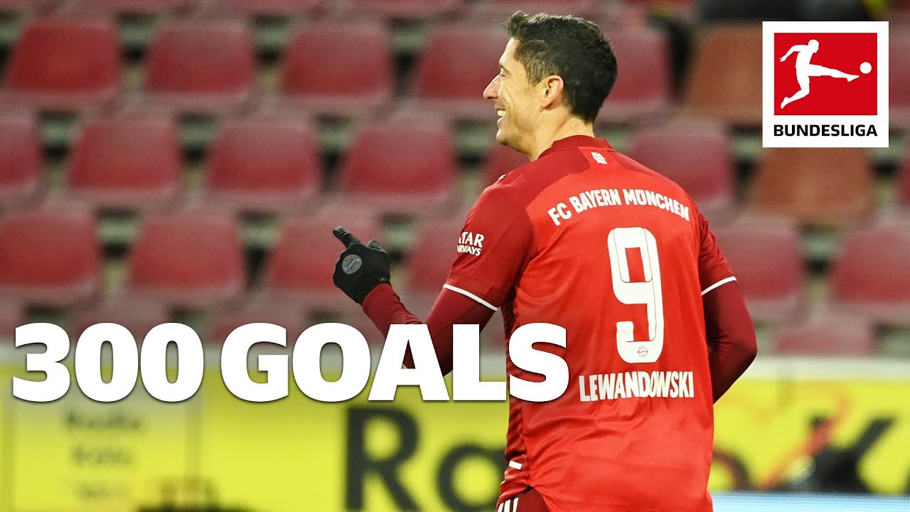 300 Goals : Robert Lewandowski Scores Hat-trick Vs. Köln