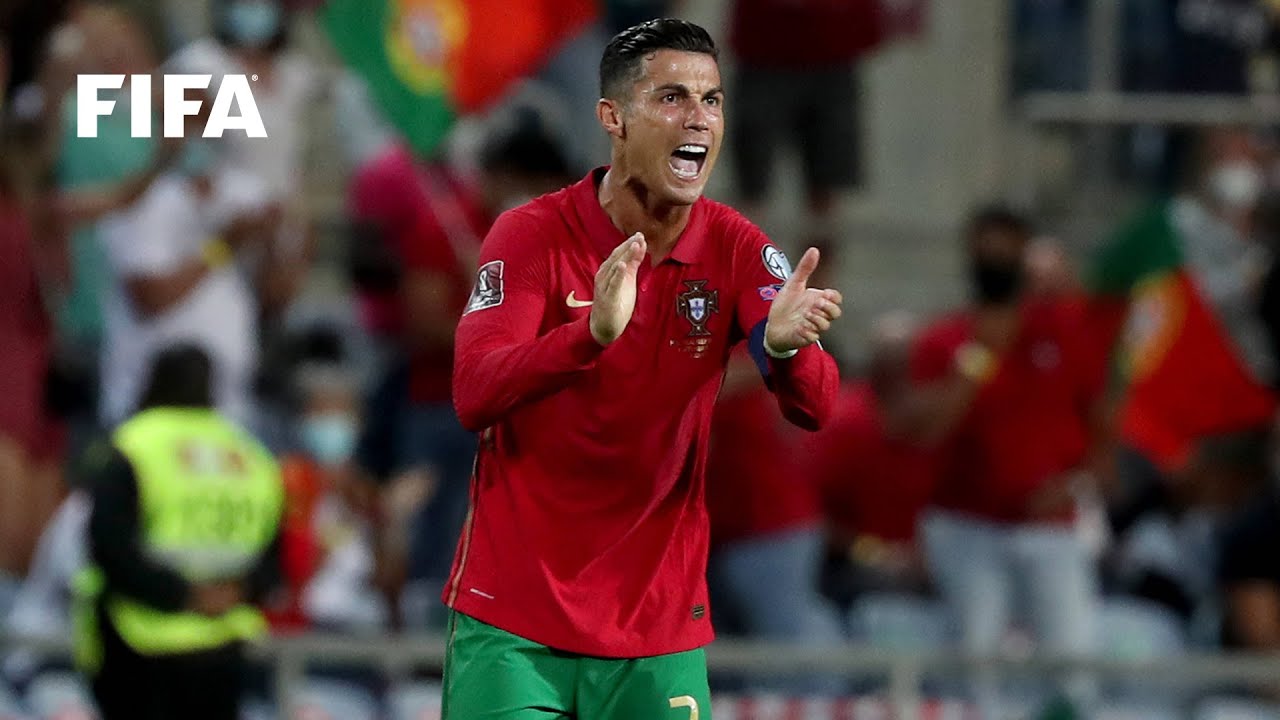 image 0 Cristiano Ronaldo V Ali Daei : International Goals By Age