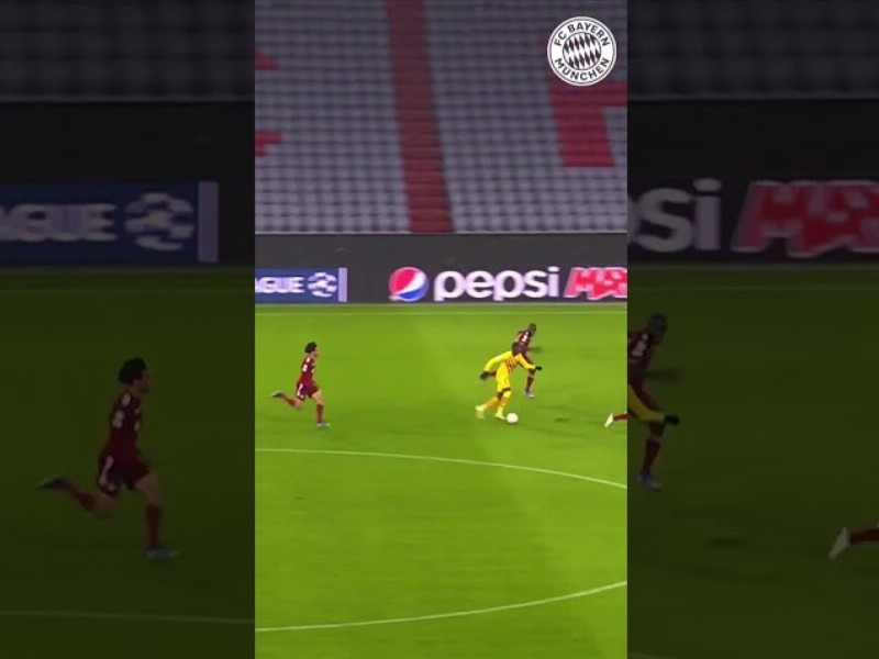 Leroy Sané Is Incredibly Fast : Fc Bayern Vs Fc Barcelona