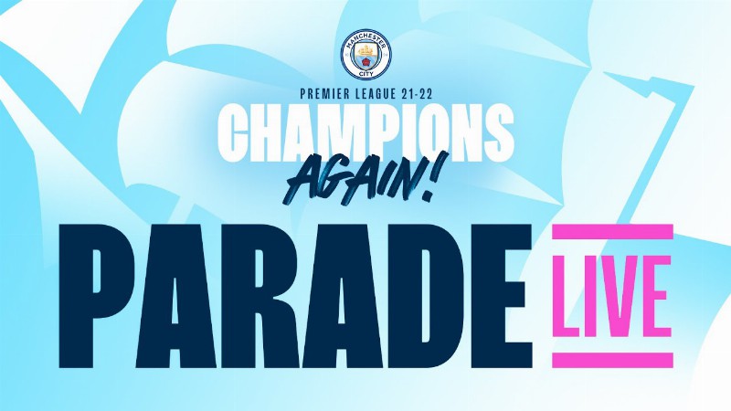 Live Parade : Manchester Welcomes The Champions....again