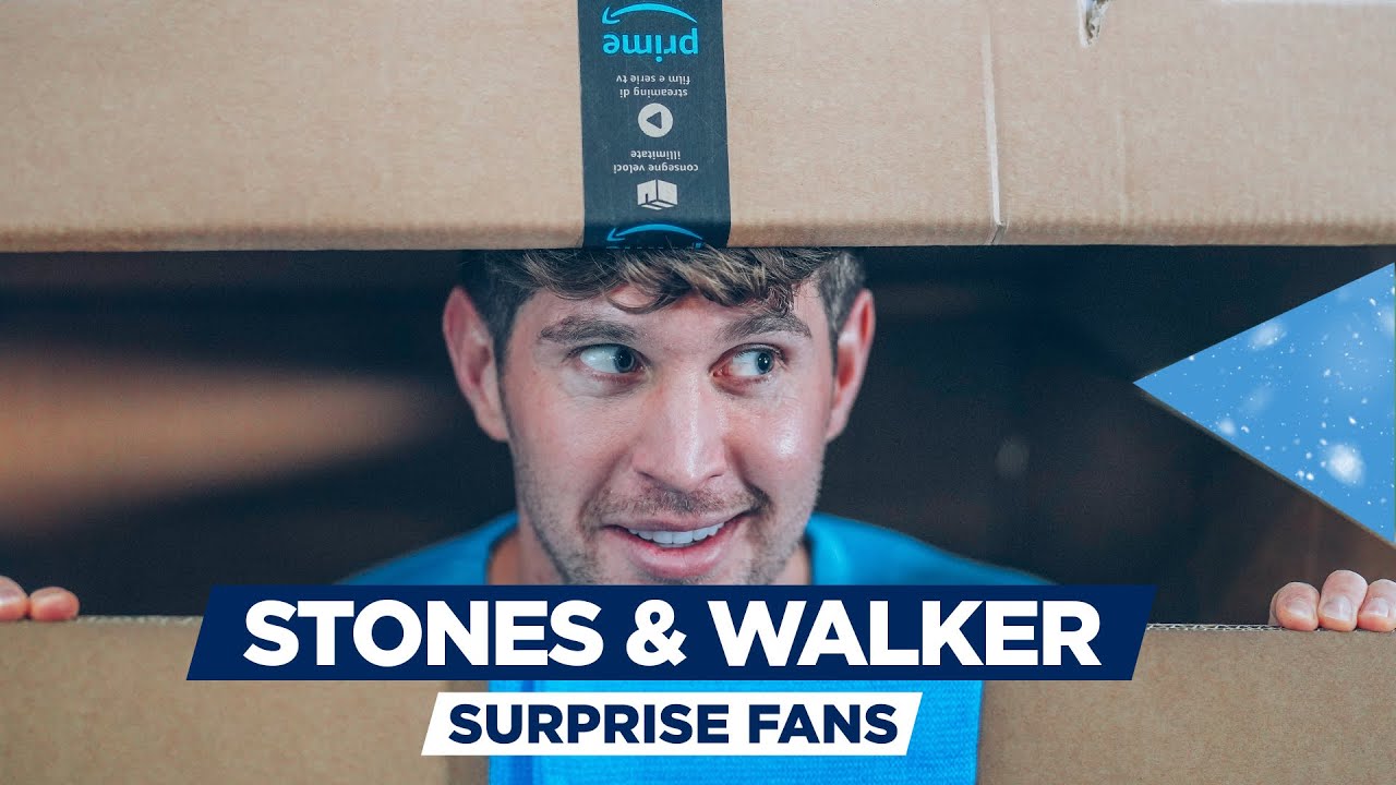 Man City Christmas Prank! : Kyle Walker & John Stones Shock Fans With Trick Amazon Boxes!