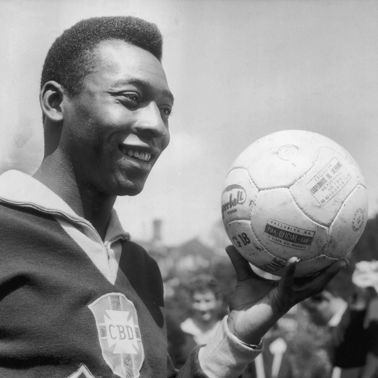 Manchester City - Manchester City are saddened to learn of the passing of Brazil legend Pelé, one of